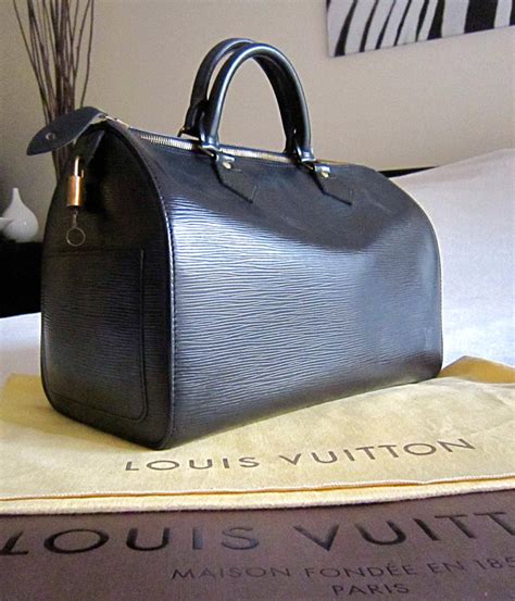 louis vuitton epi leather speedy 30 black|louis vuitton football club.